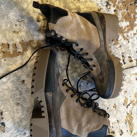 Louis Vuitton Laureate Platform Desert Boot (EU 42) - Picture 3 of 9